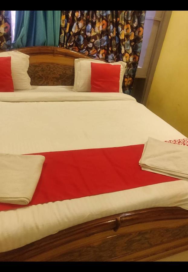 Hotel Swaraj Logde Panvel Exterior photo